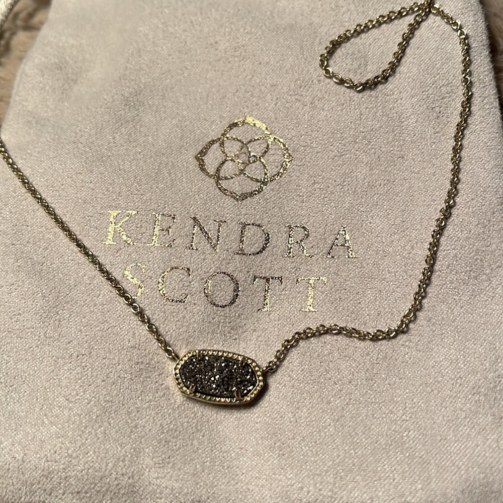 ❌SOLD❌KENDRA SCOTT Elisa Gold Pendant Necklace in Platinum Drusy